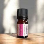 שמן ורד אבסולוט בחוחובה לטיפול בארומתרפיה