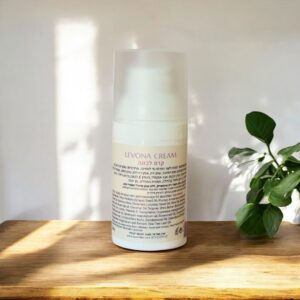 קרם עם שמן לבונה לפנים