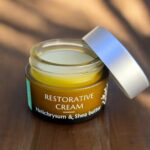 קרם משקם טבעי לפנים ולגוף